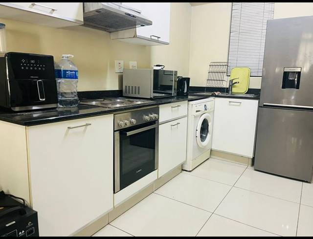 1 BEDROOM APARTMENT FOR SALE IN UMHLANGA RIDGE
